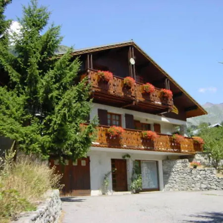 Appartement Cosy 2 Pieces Avec Balcon, Proche Centre Et Telecabine - Champagny-en-vanoise - Fr-1-464-145 *