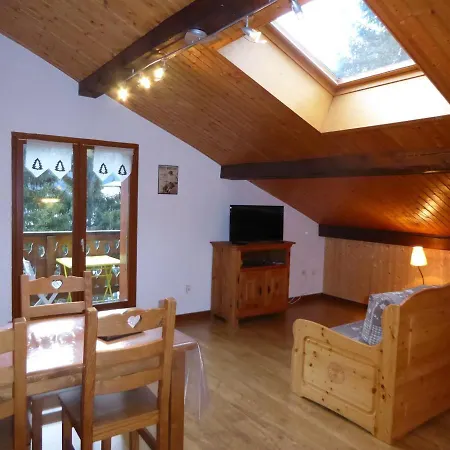 Cosy 2 Pieces Avec Balcon, Proche Centre Et Telecabine - Champagny-en-vanoise - Fr-1-464-145 *